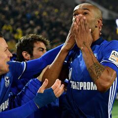 Proeza del Schalke: levanta un 4-0 del Dortmund en 30 minutos