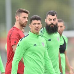 El Elche vuelve a la carga, sin éxito, por Ander Capa