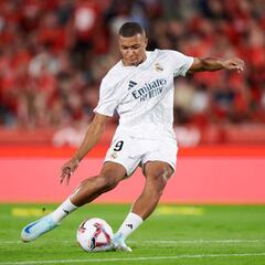 ¿Igualará Mbappé a Lewandowski en su debut blanco en el Santiago Bernabéu?