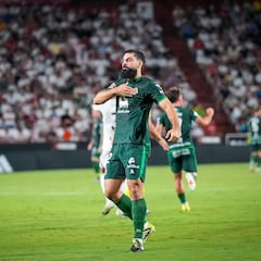Villalibre reina en la polémica del Belmonte
