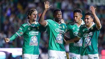 Diber Cambindo celebrates his goal 2-1 with Jordi Cortizo, Ismael Diaz and Salvador Reyes of Leon during the 8th round match between Leon and Necaxa as part of the Liga BBVA MX Varonil, Torneo Clausura 2026 at Nou Camp Stadium, on February 28, 2026 in Leon, Guanajuato, Mexico.