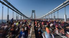 Dos millones de personas y 150 bandas de música animan la carrera en la ‘Gran Manzana’, que empezó en 1970 con 127 participantes que dieron varias vueltas a Central Park. Comienza en Staten Island y atraviesa el puente Verrazano antes de adentrarse en los cinco distritos: Brooklyn, Queens, Bronx, la Quinta Avenida y finalizar en Central Park (la carrera comenzó en 1970 con vueltas alrededor de Central Park, pero en 1976 se cambió). Es un circuito exigente para las cerca de 50.000 personas que lo completan cada año, pero es divertida y muy espectacular. La carrera se transmite en directo por la NBC y tiene unas audiencias millonarias. Por si fuera poco, justo en el pistoletazo de salida se oye en los altavoces la voz de Frank Sinatra cantando 'New York, New York'. La demanda es tan alta que si no se acredita una marca exigente hay que entrar en un sorteo. "Es una gran experiencia, el ambiente es único y la forma en que toda la ciudad sale a festejar con los corredores es impresionante", asegura Paula Radcliffe, triple ganadora.