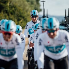 El exmédico de Sky confirma la recuperación de los ciclistas con inyecciones intravenosas