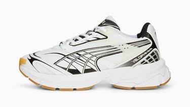 Puma Velophasis: te contamos cmo son las zapatillas inspiradas en los 2000 que combinan con todo