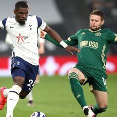 El Madrid pregunta por Aurier