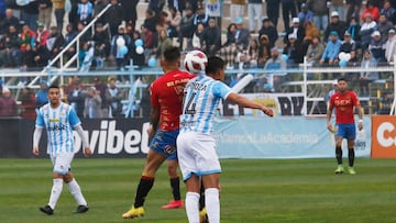 Magallanes gana y sale de zona de descenso, pero con la mayor injusticia de la fecha