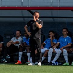 Luis García Plaza: “El Huesca va a luchar por el Playoff”