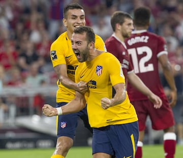 El Atlético de Madrid se fijó en el centrocampista albanés por su precoz debut en la élite con tan sólo quince años. Destacaría en la cantera rojiblanca convirtiéndose en el primer jugador albanés en debutar con la camiseta del equipo madrileño, en Copa del Rey frente a Las Palmas. Fichado en Segunda por el Espanyol, club con el que ascendió a LaLiga.