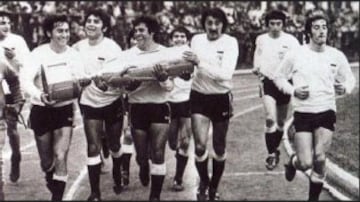 Colo Colo sumó un nuevo título en 1974. En aquella oportunidad goleó 3-0 a Wanderers.