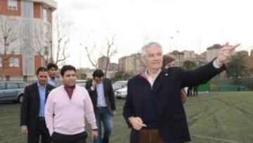 <b>DE VISITA. </b>Alí y su séquito acudió, por primera vez, a las instalaciones de La Albericia.