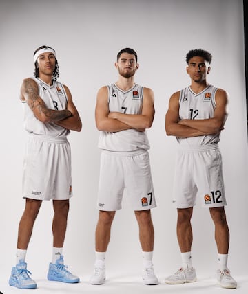 Tyson Ward, Sebastián Herrera y Maodo Lo, del París Basketball.