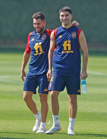 Jordi Alba y Carlos Soler.