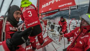 Olas heladas y 30 trasluchadas para el Mapfre en el ?ndico