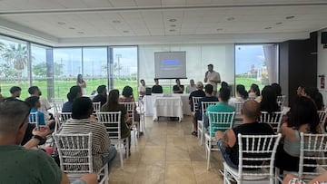 Academia Gayà - Los Troncos, el nuevo proyecto del capitán del Valencia