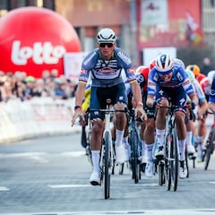 Van der Poel es un adoquín