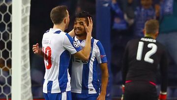 Tecatito Corona se luce con gol de tijera en triunfo del Porto