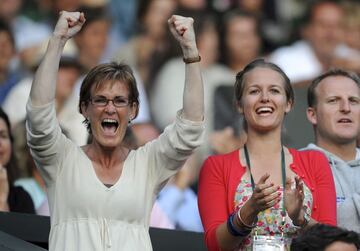 Una asidua en los torneos de tenis. La madre Andy Murray ha estado junto a sus hijos (Andy y Jaime) en los torneos que disputaban y destacaba por sus eufóricas celebraciones. Judy también fue tenista y estuvo de capitana de la selección británica para la 