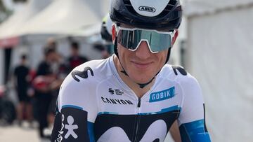 Pablo Castrillo, en un entrenamiento con la bici de contrarreloj, en el UAE Tour.