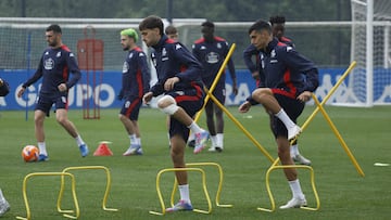 Obrador regresa a un convocatoria del Deportivo tras dos partidos de baja.