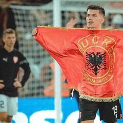 Daku recibe, ¡desde Rusia!, su primera sanción por los cánticos