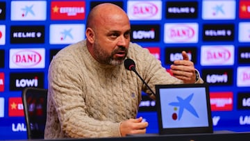 “Lecciones de comportamiento no; recuerden cuando fue Luis Figo al Camp Nou”