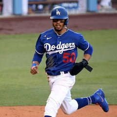 Mookie Betts y los Dodgers concretan acuerdo multianual