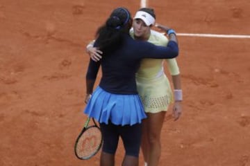 Alegría de Muguruza al ganar el partido.