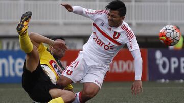 Futbol, San Luis vs Universidad de Chile.
 Tercera fecha, campeonato de Apertura 2016/17.
 El jugador de Universidad de Chile, Lorenzo Reyes, derecha, disputa el balon con Jaime Grondona de San Luis durante el partido de primera division en el estadio Lucio Farina de Quillota, Chile.
 13/08/2016
 Felipe Zanca/Photosport*******
 
 Football, San Luis vs Universidad de Chile.
 3nd date, Aperture Championship 2016/17.
 Universidad de Chile&#039;s player, Lorenzo Reyes, right, battles for the ball against Jaime Grondona of San Luis during the first division football match at the Lucio Farina stadium in Quillota, Chile.
 13/08/2016
 Felipe Zanca/Photosport