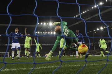 Anotó cinco goles en su primera temporada con el club.