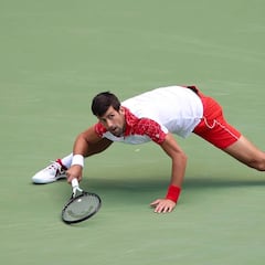Djokovic se venga de Cecchinato y ya está en cuartos de final