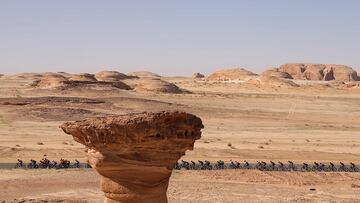 Ciclismo y paisajes de película en el Tour de Arabia Saudí