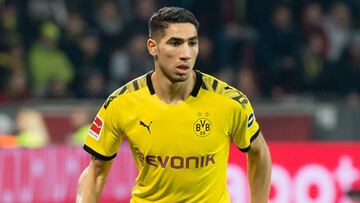 Achraf, en un partido con el Dortmund.