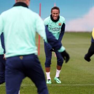 Neymar volverá a formar parte del once titular en un partido prácticamente sentenciado para el equipo del Tata Martino.