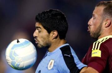 Uruguay le ganó a Venezuela 3-0 y sigue líder.