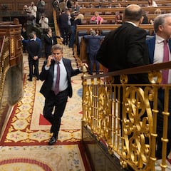 Lío en el Congreso: Compromís, PP y Vox abandonan el Hemiciclo al no suspenderse el Pleno