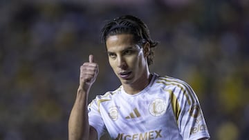 Diego Lainez of Tigres during the 13th round match between America and Tigres UANL as part of the Liga BBVA MX, Torneo Clausura 2025 at Ciudad de los Deportes Stadium, on March 29, 2025 in Mexico City, Mexico.