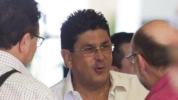 Mario Trejo, director deportivo de Club Tiburones Rojos de Veracruz, expresó que la práctica de dobles contratos es común en el Fútbol Mexicano. Así es como opera dicha práctica.