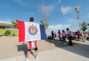 Guadalajara y Monarcas disputaron el título copero de la Liga MX y los aficionados mostraron el colorido en las tribunas. ¡Mucho amor!