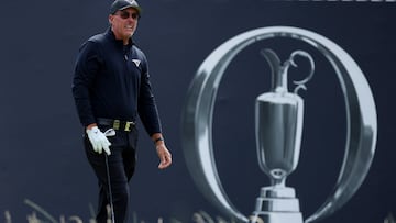 Phil Mickelson demands PGA Tour apology amid golf’s uncertain future and merger with LIV Golf.
