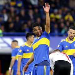 Frank Fabra regresaría al XI de Boca frente a Central Córdoba
