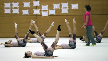 Las gimnastas del conjunto se entrenan cada d&iacute;a un m&iacute;nimo de cuatro horas; la repetici&oacute;n es imprescindible para conocerse como equipo y poder mejorar.