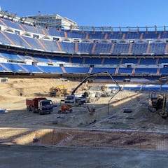 Burgess presume de cómo va el nuevo césped del Bernabéu