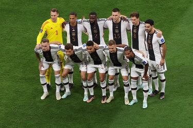 El once de Alemania. De pie: Manuel Neuer, Thilo Kehrer, Antonio Rüdiger, Niklas Suele, Leon Goretzka, Ilkay Gündogan. Agachados: David Raum, Thomas Müller, Jamal Musiala, Joshua Kimmich y Serge Gnabry.