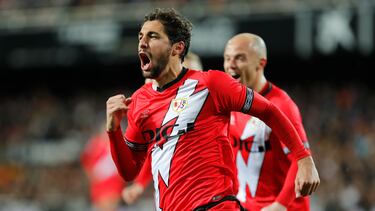 Comesaña celebra el 0-1 en Mestalla.
