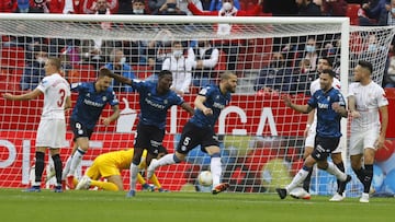 Sevilla 2 - Alavés 2: resumen, goles y resultado de LaLiga Santander