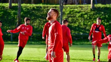 Carlos Vicente, en un entrenamiento del Racing de Ferrol.