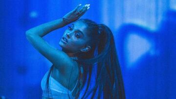 Ariana Grande durante un concierto