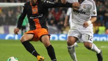 15/01/13 PARTIDO CUARTOS IDA COPA DEL REY 
 REAL MADRID  -  VALENCIA 
 BANEGA  MARCELO 