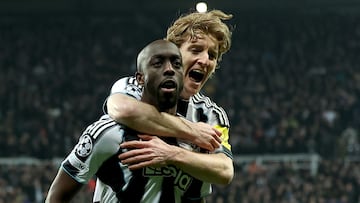 Wissa y Gordon aprovechan los regalos del PSV