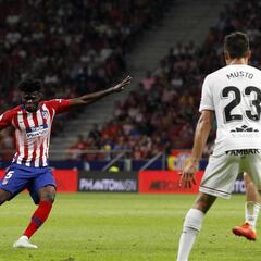 Thomas pide hueco a cañonazos: tremendo su disparo